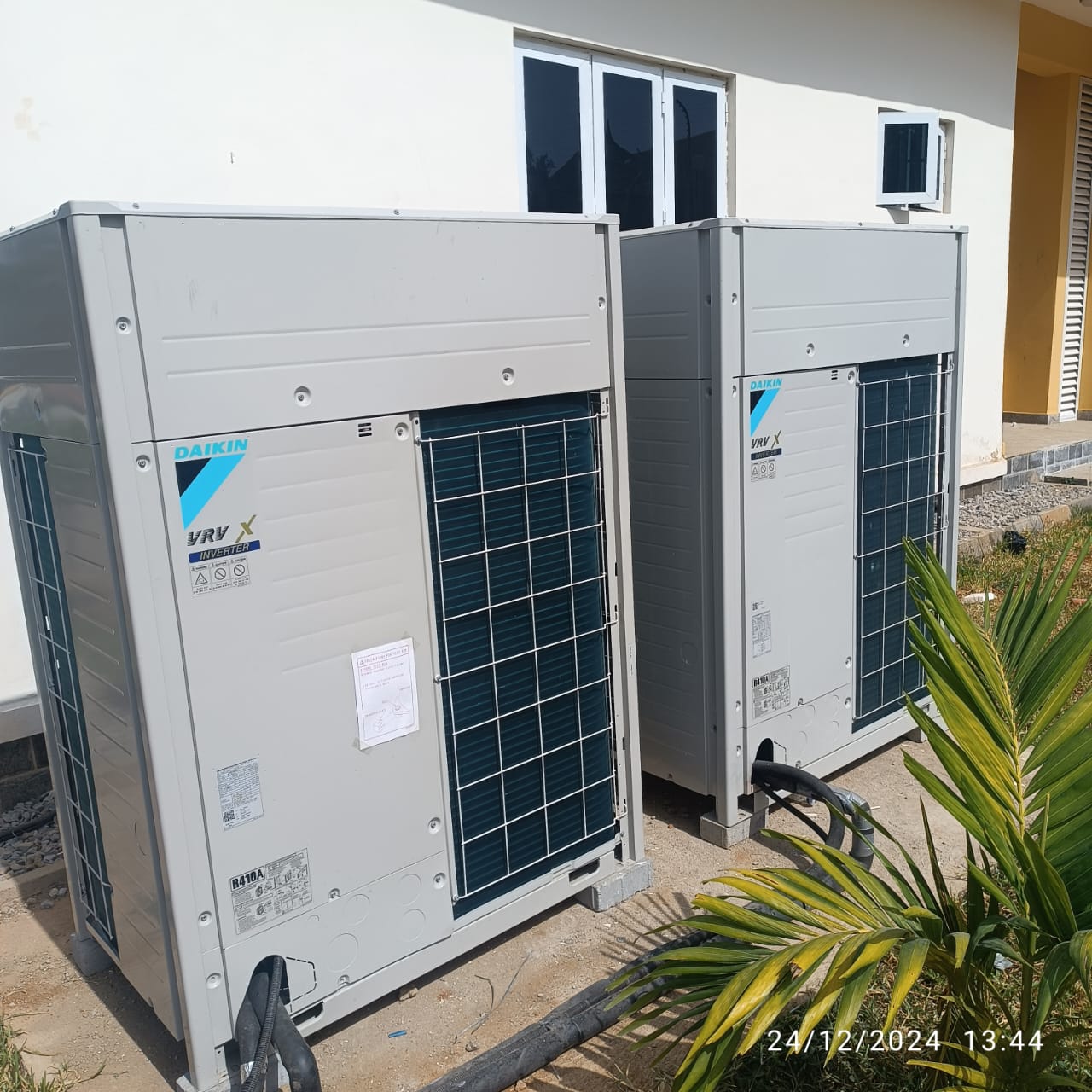 Heavy-duty Daikin VRV X outdoor condenser arrays commissioned on-site